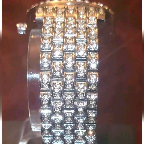 Mens Luxury Skeleton Style Date Display Simulated Diamond Quartz Movement Watch - Picture 4 of 9